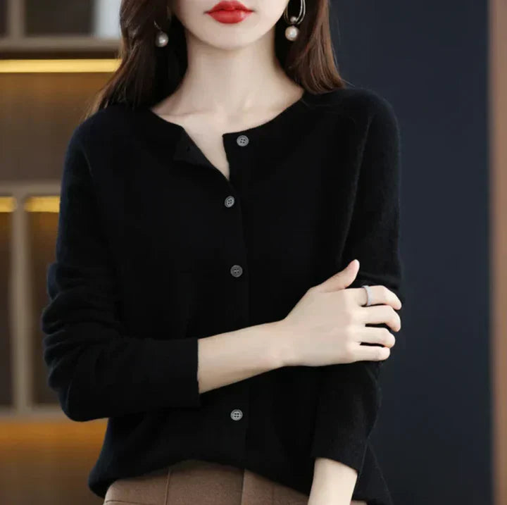ANNIKA | Soft Woolen Cardigan